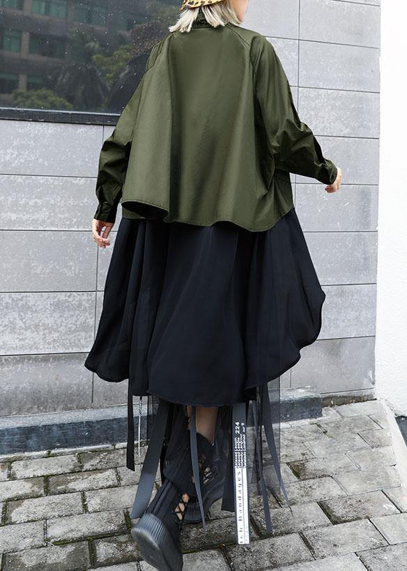 Classic Vintage Blouse with a Flattering Fit