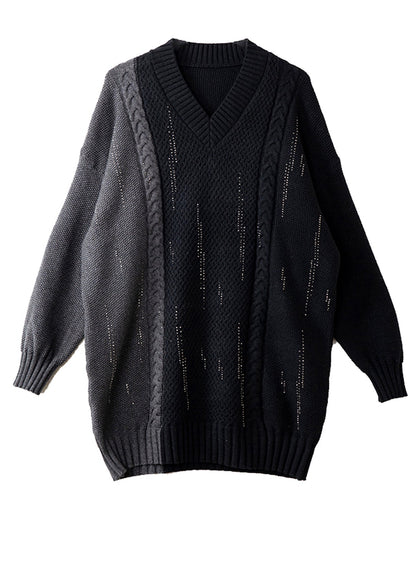 Effortlessly Elegant Sweater with a Timeless Design
