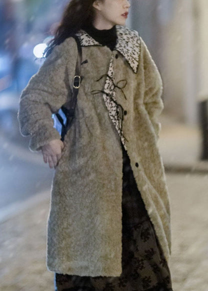 Sophisticated Coat with a Clean Classic Look