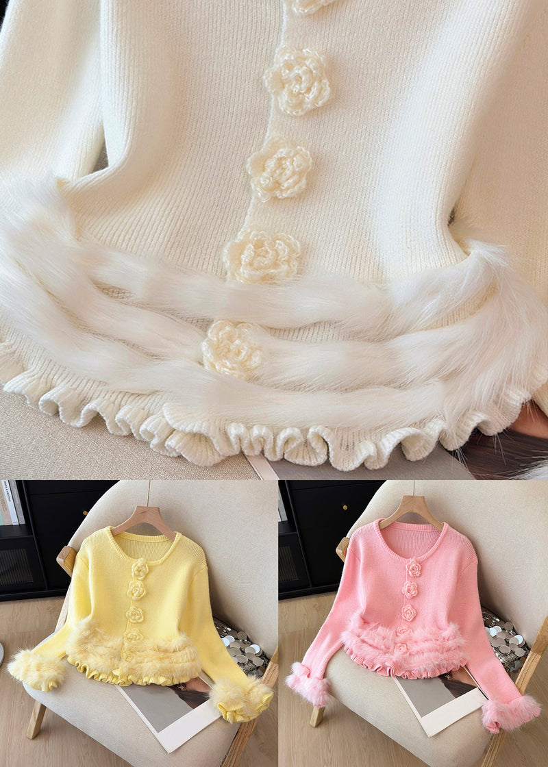 Classic Vintage Sweater with a Flattering Fit