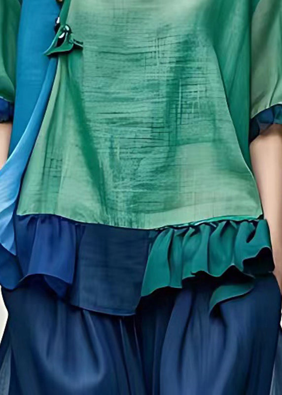 A Vintage Style Top with Delicate Timeless Details