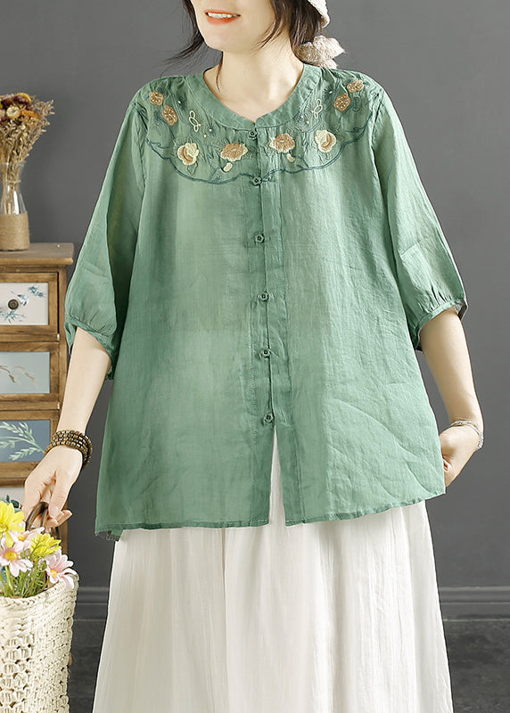 Elegantly Styled Shirt for Everyday Wear