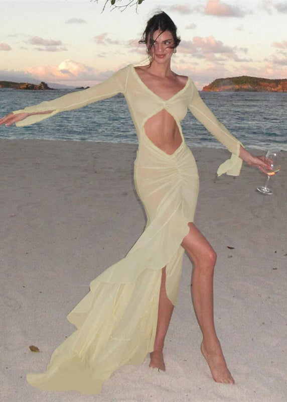 Effortlessly Elegant Dress with a Timeless Design