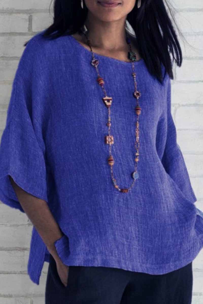 Effortlessly Elegant Top with a Timeless Design