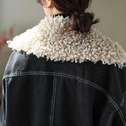Elegantly Styled Jacket for Everyday Wear