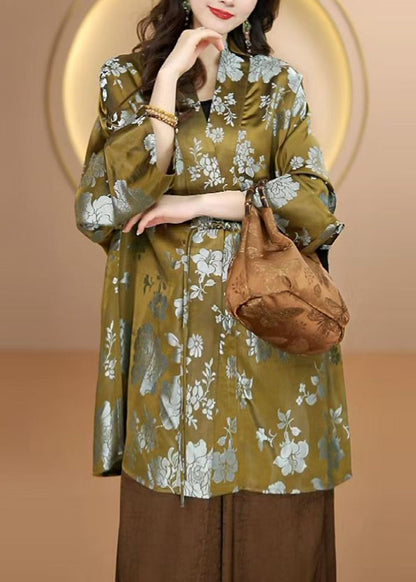 A Vintage Style Shirt with Delicate Timeless Details