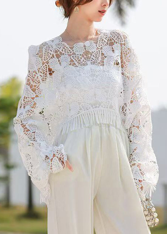 Effortlessly Elegant Top with a Timeless Design