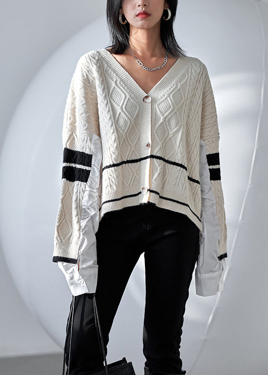 Effortlessly Elegant Top with a Timeless Design