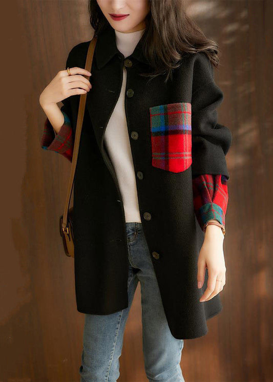 Well Tailored Coat with a Graceful Silhouette