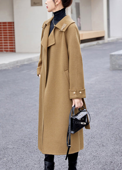 Effortlessly Elegant Coat with a Timeless Design