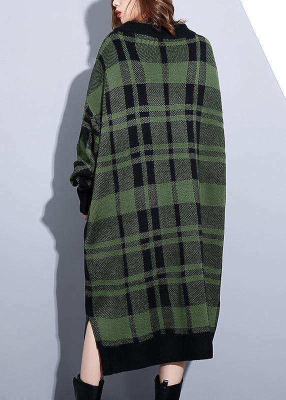 Beautifully Finished Sweater in a Timeless Design