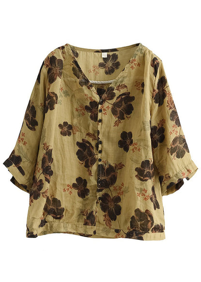 Classic Vintage Shirt with a Flattering Fit