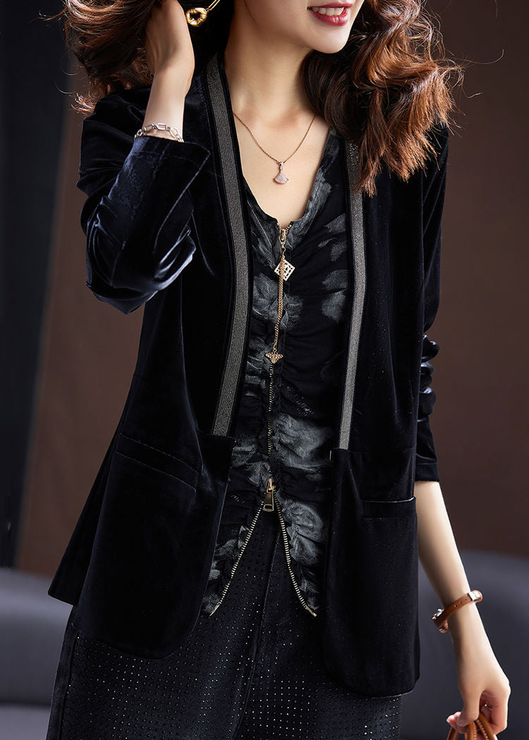 Effortlessly Elegant Coat with a Timeless Design
