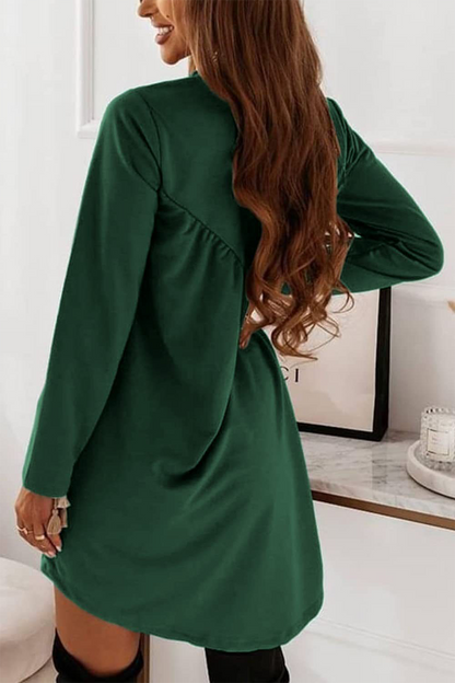 Well Tailored Dress with a Graceful Silhouette