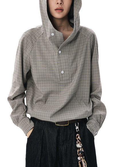 Classic Vintage Shirt with a Flattering Fit