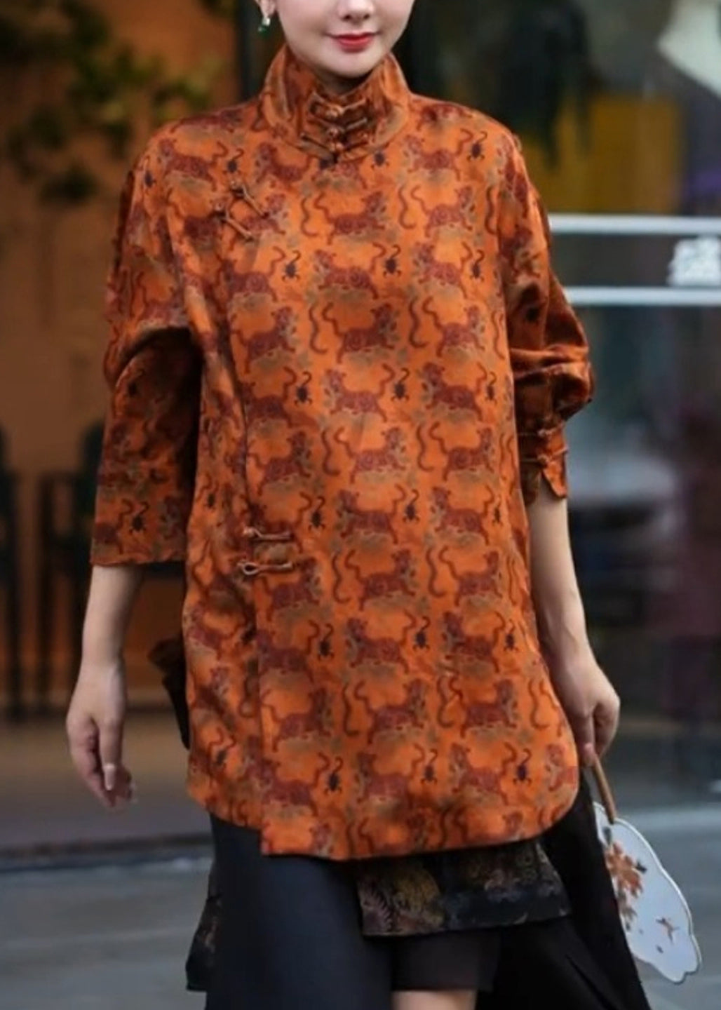 Effortlessly Elegant Shirt with a Timeless Design