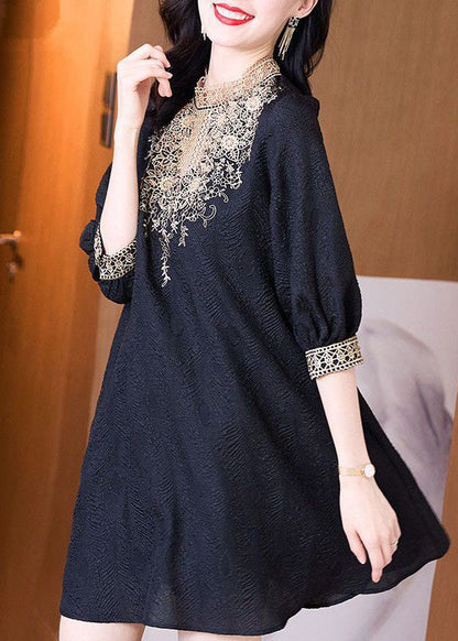 Classic Vintage Dress with a Flattering Fit
