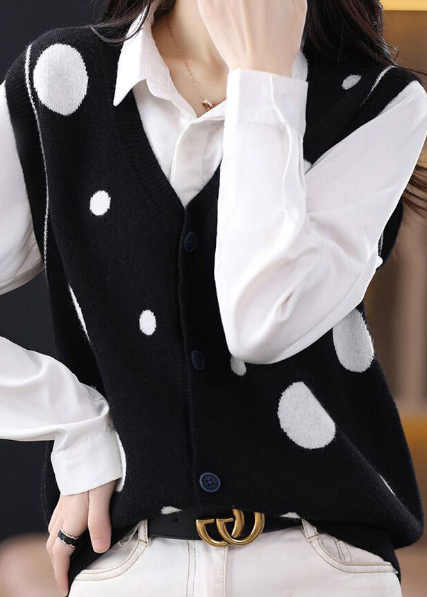 Polished Top with an Effortless Classic Look