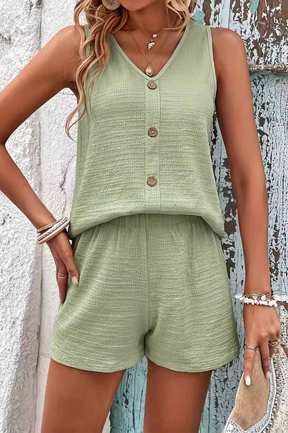 Beautifully Finished Top in a Timeless Design