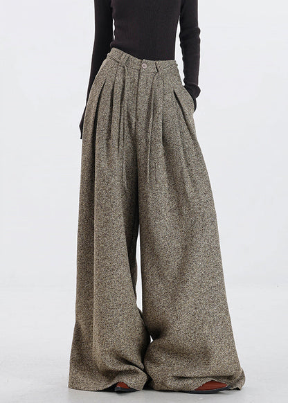 Gracefully Styled Pants for Any Occasion