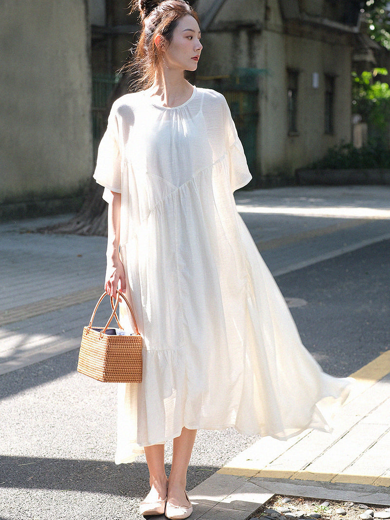 Classic Vintage Dress with a Flattering Fit