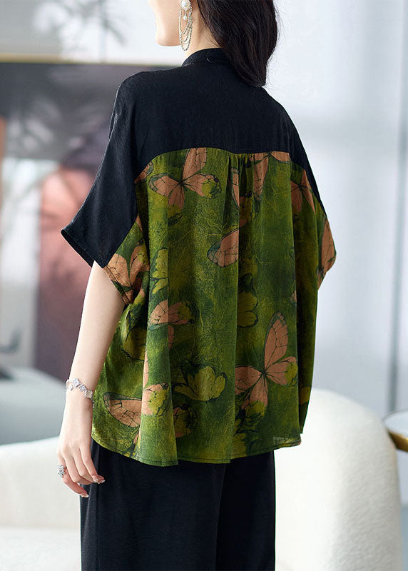 Classic Vintage Shirt with a Flattering Fit