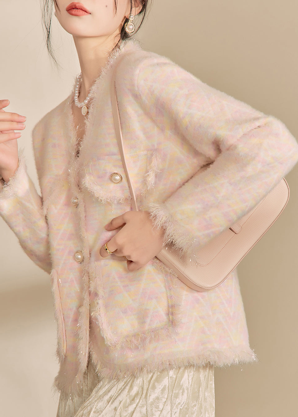 Gracefully Styled Cardigan for Any Occasion