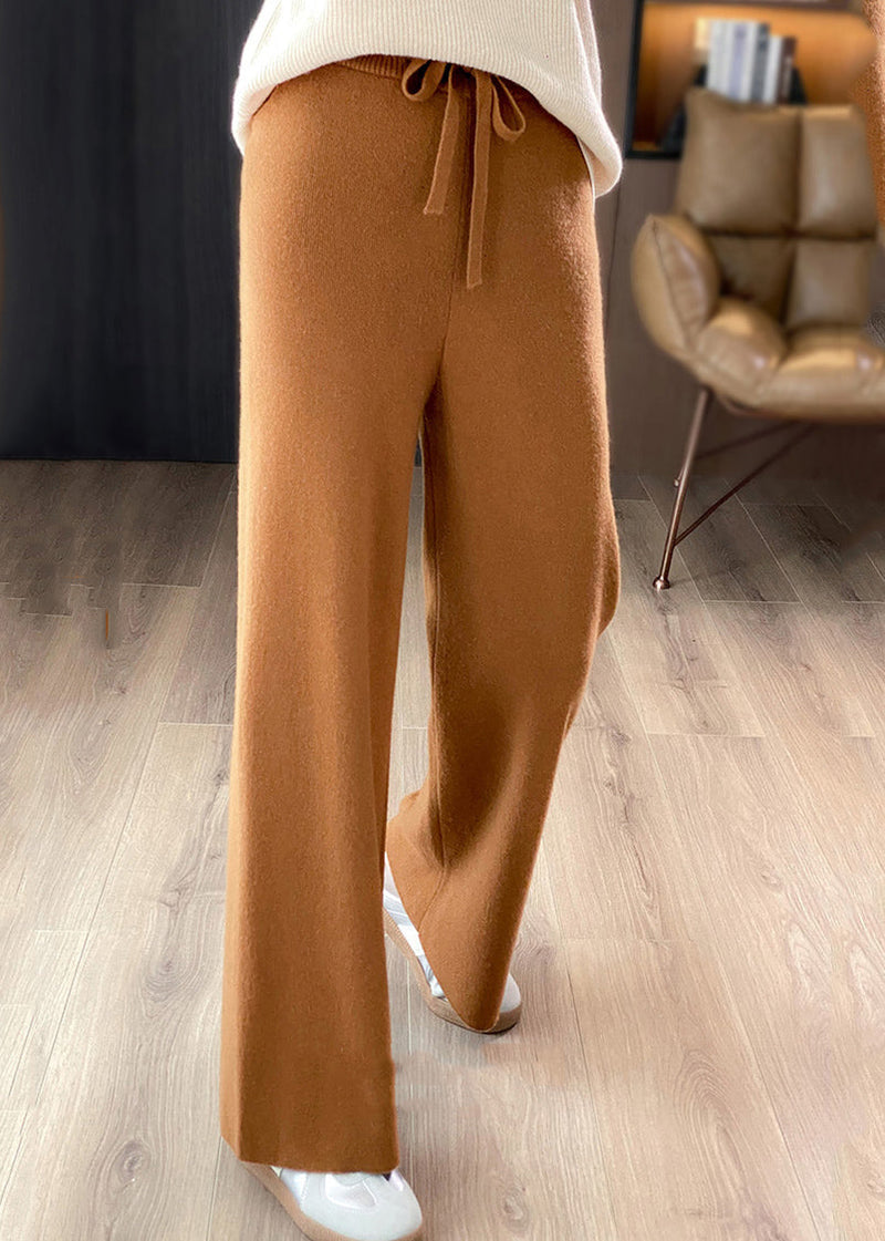 Well Tailored Pants with a Graceful Silhouette