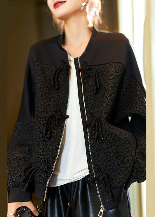 Effortlessly Elegant Coat with a Timeless Design