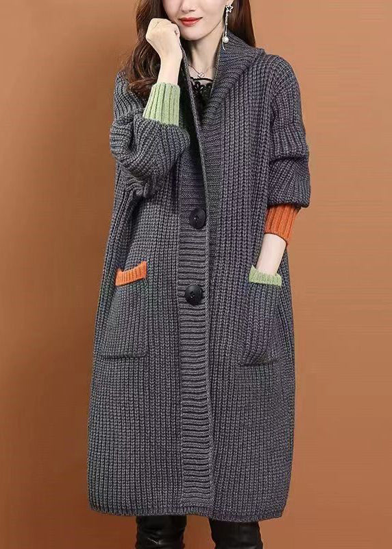 Well Tailored Cardigan with a Graceful Silhouette