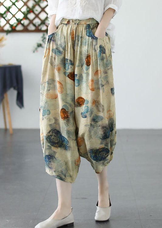 Effortlessly Elegant Pants with a Timeless Design