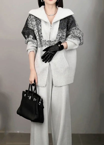 Classic Vintage Sweater with a Flattering Fit