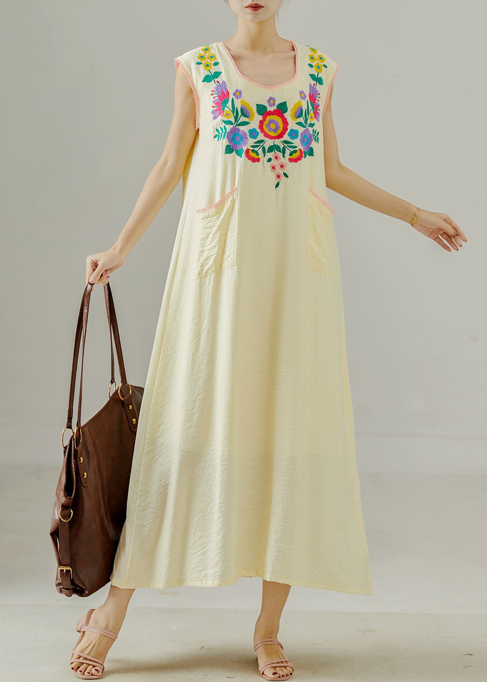 Classic Vintage & Enduringly Stylish Dress