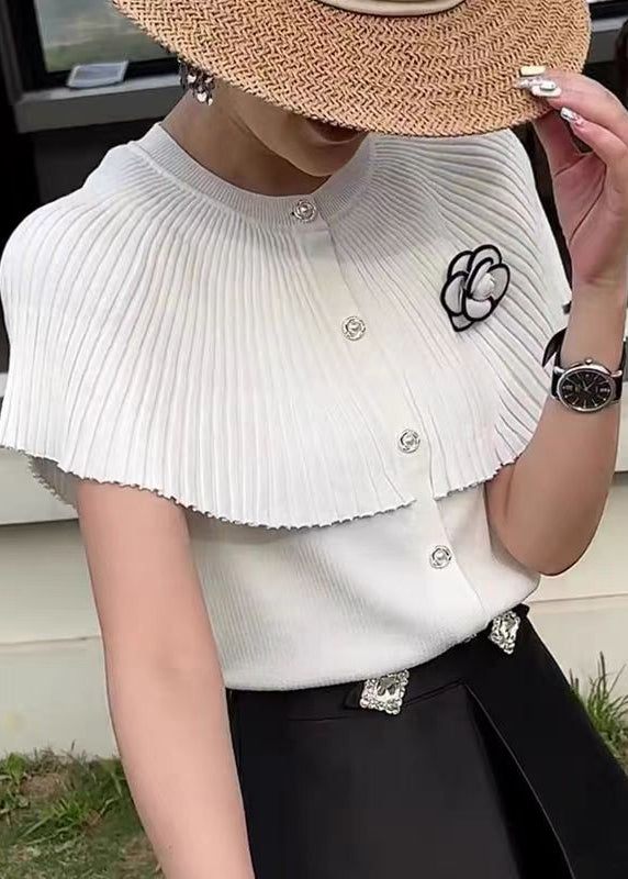 Gracefully Styled Blouse for Any Occasion