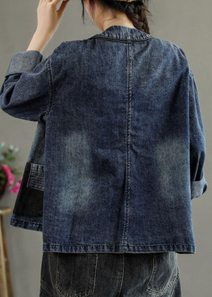 Elegantly Styled Coat for Everyday Wear