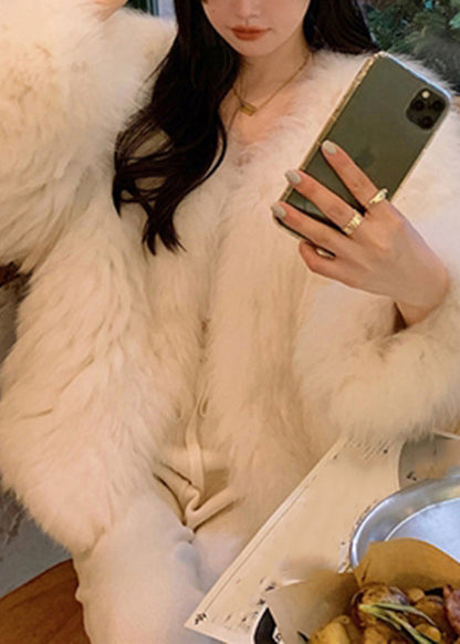 Gracefully Styled Coat for Any Occasion