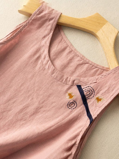 Sophisticated Garment with a Clean Classic Look