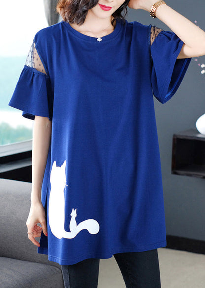 Classic Vintage Shirt with a Flattering Fit