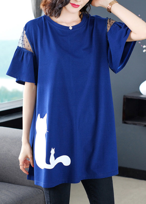 Classic Vintage Shirt with a Flattering Fit