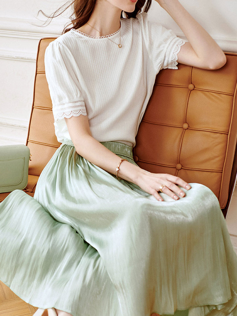Classic Vintage Garment with a Flattering Fit