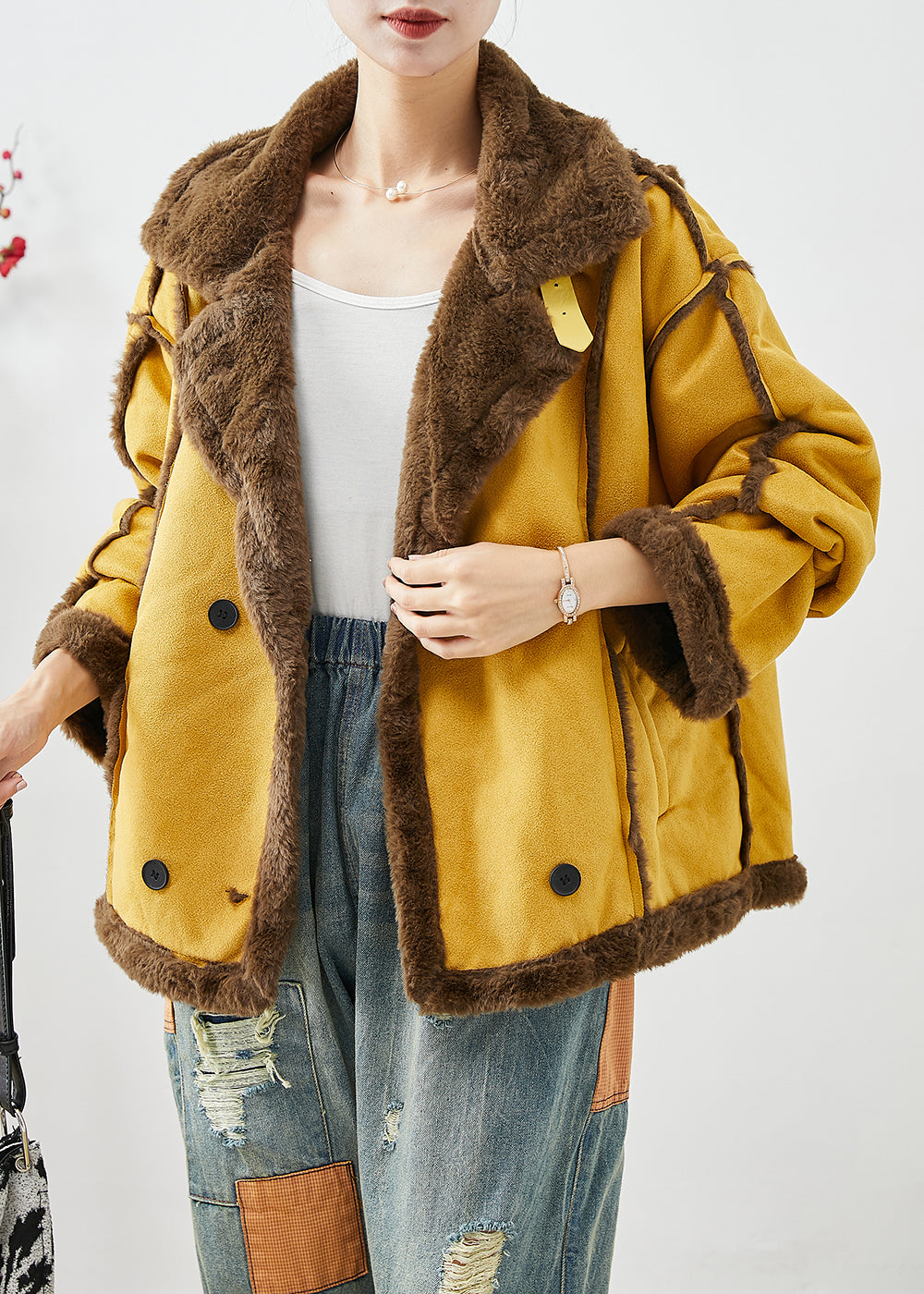 Sophisticated Coat with a Clean Classic Look