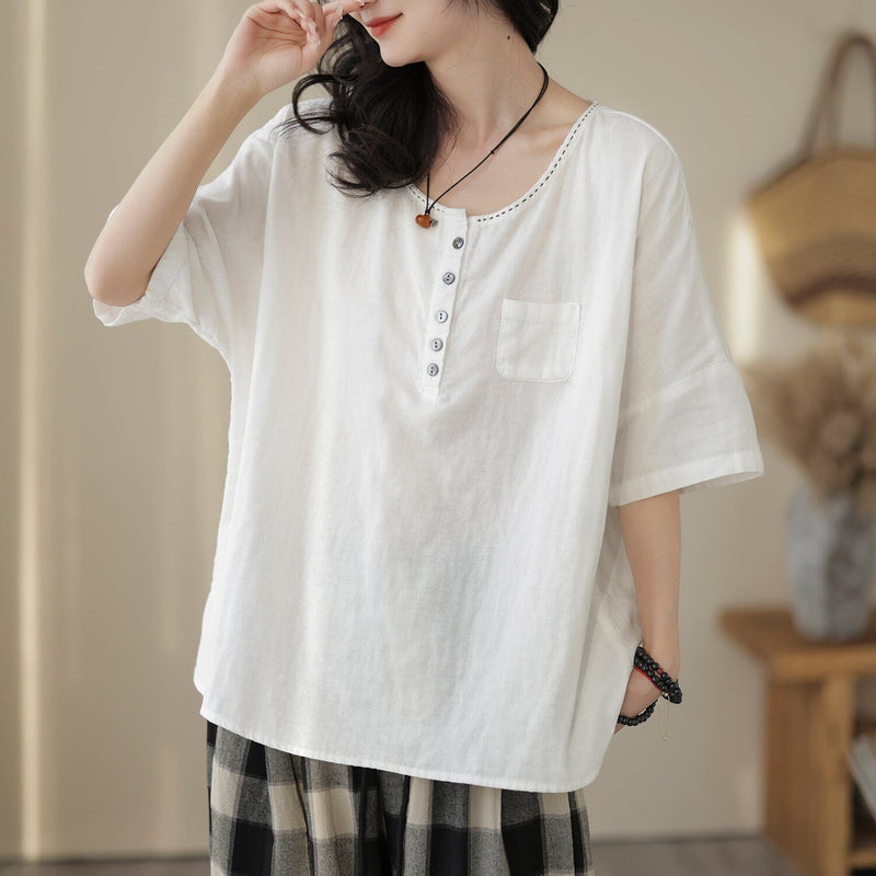 Well Tailored T-Shirt with a Graceful Silhouette