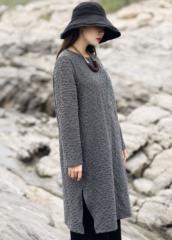 Well Tailored Sweater with a Graceful Silhouette