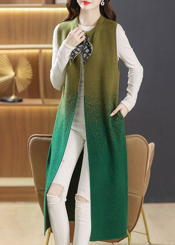 Classic Vintage & Enduringly Stylish Coat