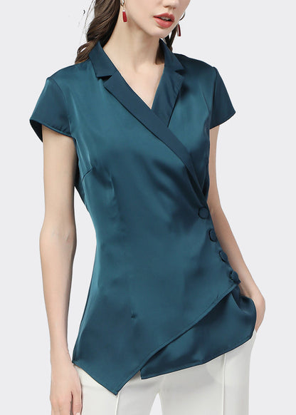 Sophisticated Shirt with a Clean Classic Look