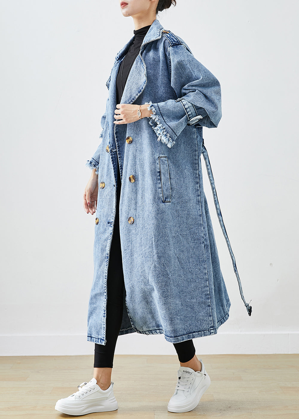Gracefully Styled Coat for Any Occasion