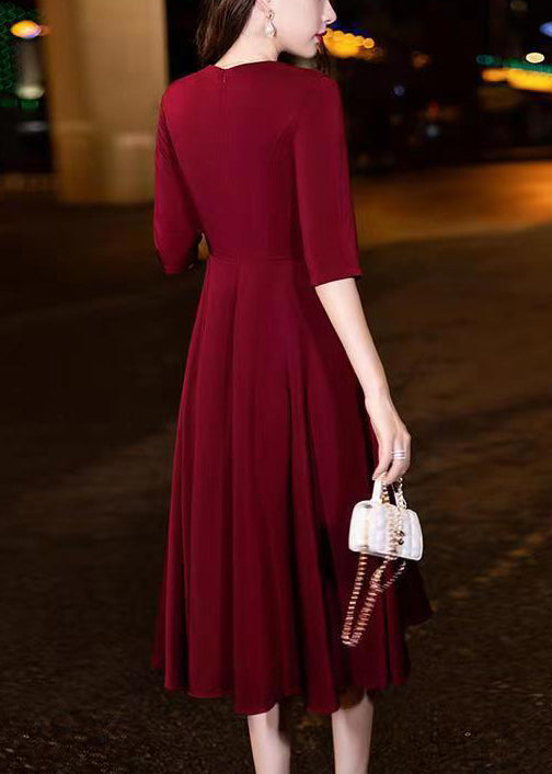 Beautifully Finished Dress in a Timeless Design