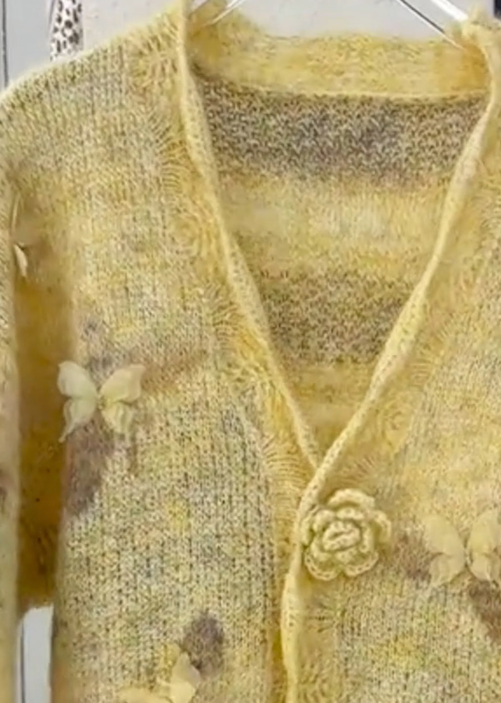 Beautifully Finished Cardigan in a Timeless Design
