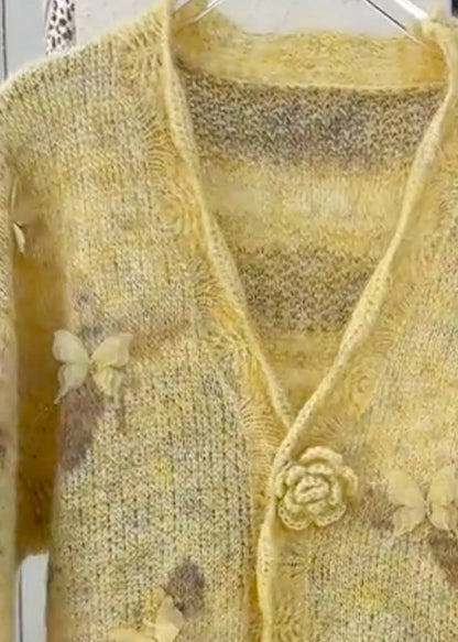 Beautifully Finished Cardigan in a Timeless Design