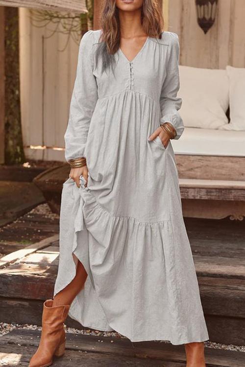 Classic Vintage Dress with a Flattering Fit